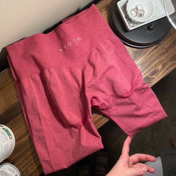 NVGTN Pants - NVGTN crimson curve leggings (medium)